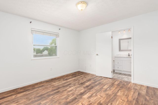 2463 Brown Road, Grove City, OH 43123