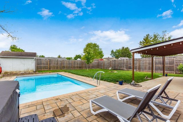 2463 Brown Road, Grove City, OH 43123