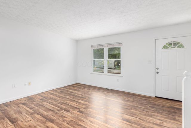 2463 Brown Road, Grove City, OH 43123