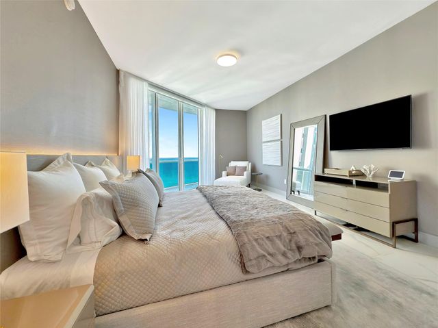 16001 Collins Ave 3004, Sunny Isles Beach, FL 33160