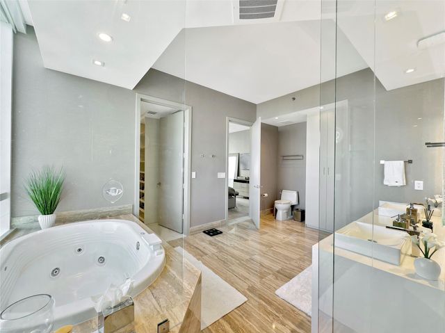 16001 Collins Ave 3004, Sunny Isles Beach, FL 33160