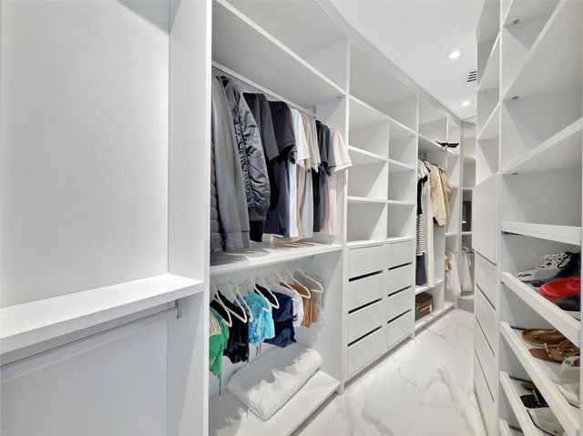 16001 Collins Ave 3004, Sunny Isles Beach, FL 33160