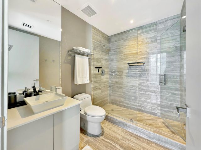 16001 Collins Ave 3004, Sunny Isles Beach, FL 33160