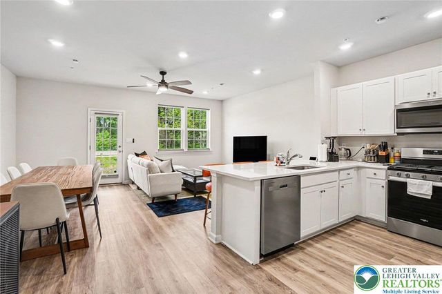 1131 Martin Road, Upper Macungie Twp, PA 18031