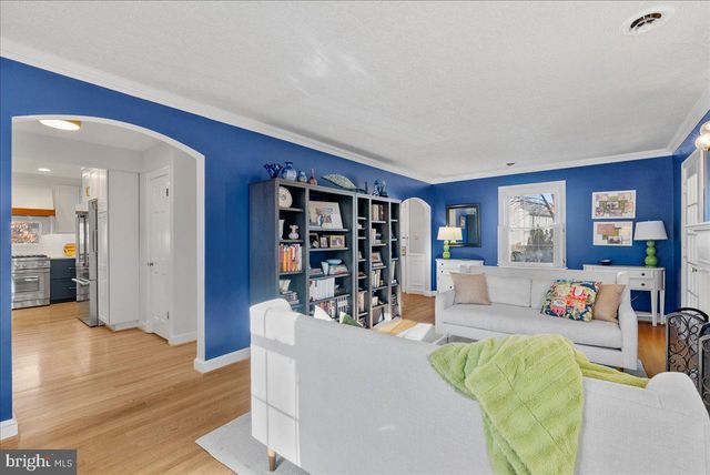 2412 N COLUMBUS ST, Arlington, VA 22207