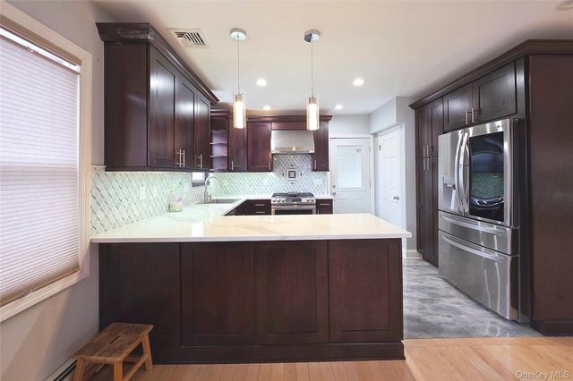 18 Prospect Street, Williston Park, NY 11596