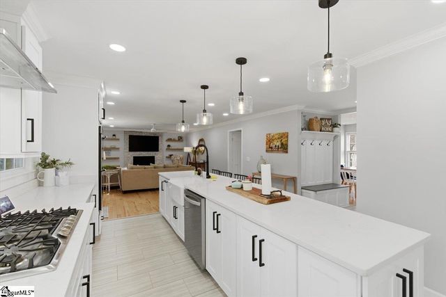 100 Bridle Way, Greer, SC 29650