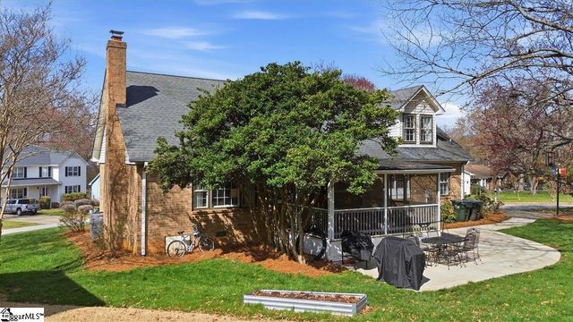 100 Bridle Way, Greer, SC 29650