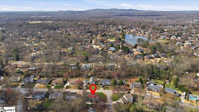 100 Bridle Way, Greer, SC 29650