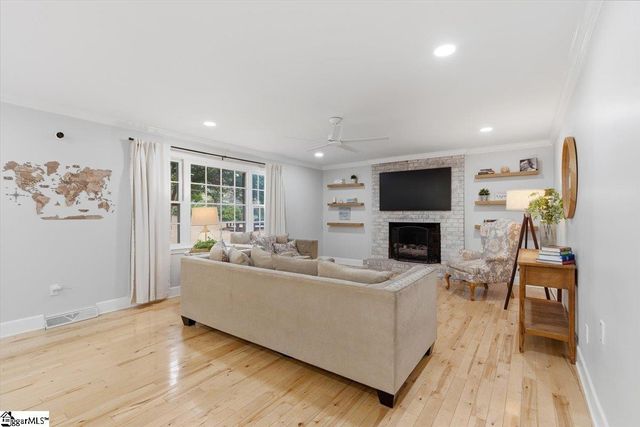 100 Bridle Way, Greer, SC 29650