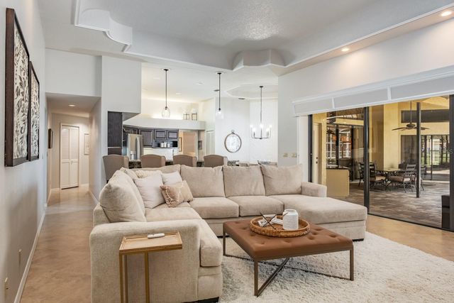 35 KELLEYS TRAIL, Oldsmar, FL 34677