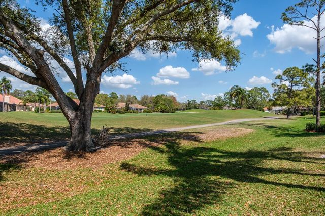 35 KELLEYS TRAIL, Oldsmar, FL 34677