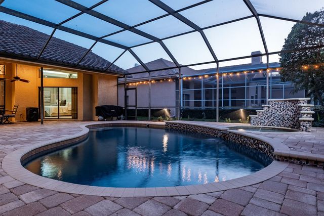 35 KELLEYS TRAIL, Oldsmar, FL 34677