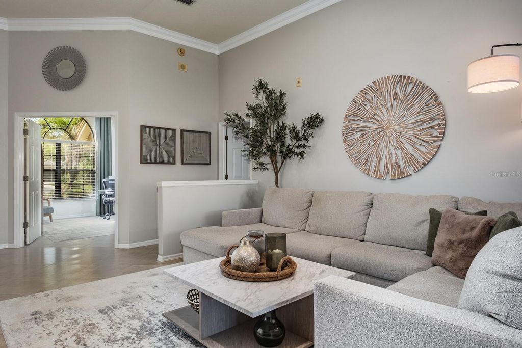 Image 11 of property listing at 35 KELLEYS TRAIL, Oldsmar, FL 34677