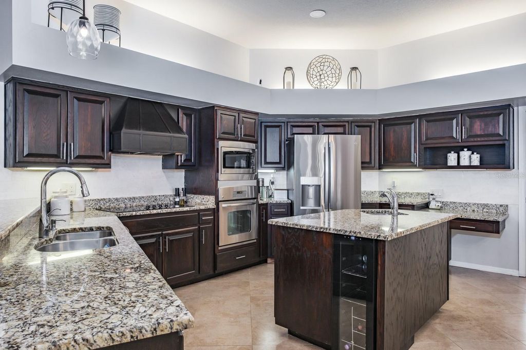 Image 25 of property listing at 35 KELLEYS TRAIL, Oldsmar, FL 34677