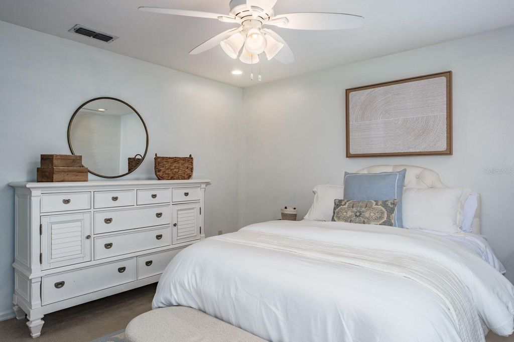 Image 45 of property listing at 35 KELLEYS TRAIL, Oldsmar, FL 34677