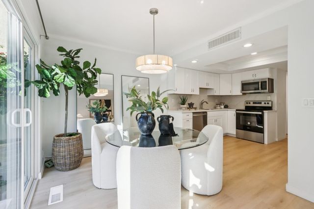 3416 Manchester Cmn, Fremont, CA 94536