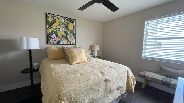 568 Burgundy L, Delray Beach, FL 33484