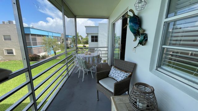 568 Burgundy L, Delray Beach, FL 33484