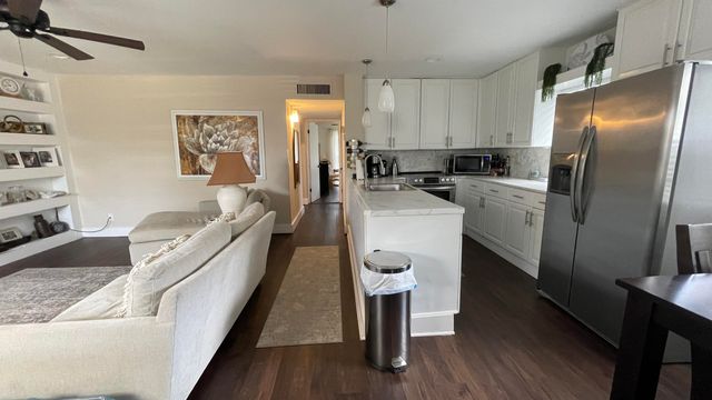 568 Burgundy L, Delray Beach, FL 33484