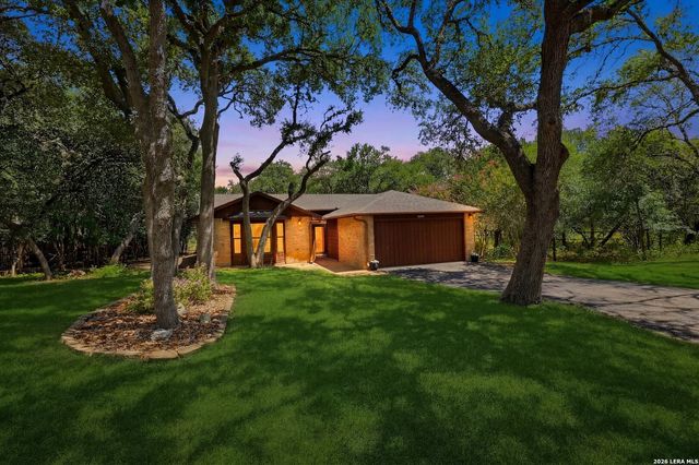 2703 OAK HAVEN DR, San Marcos, TX 78666