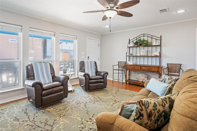 2592 Whitecap, Crystal Beach, TX 77650