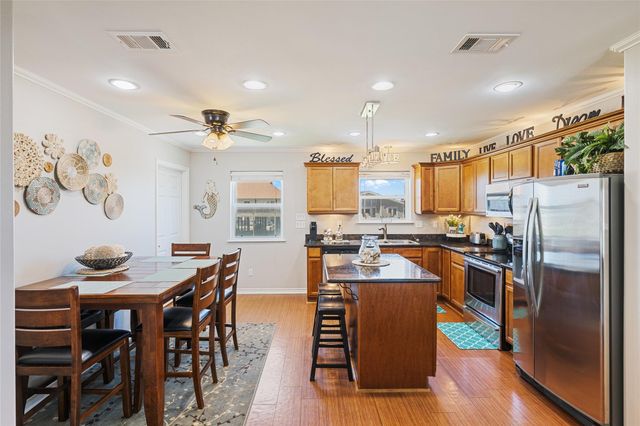 2592 Whitecap, Crystal Beach, TX 77650