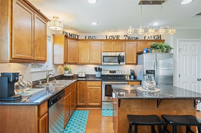 2592 Whitecap, Crystal Beach, TX 77650