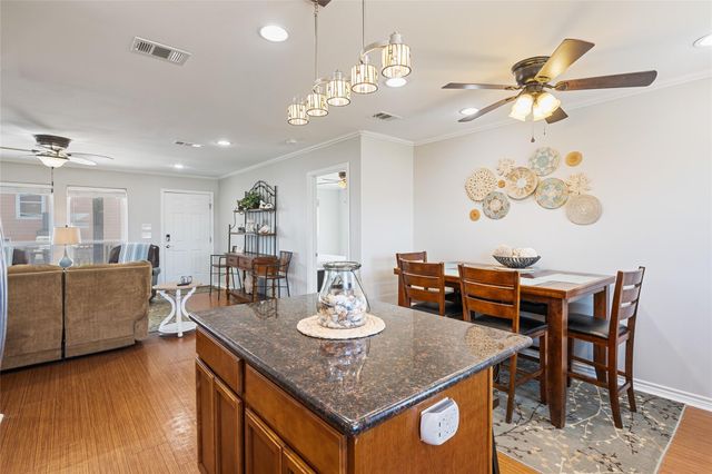 2592 Whitecap, Crystal Beach, TX 77650