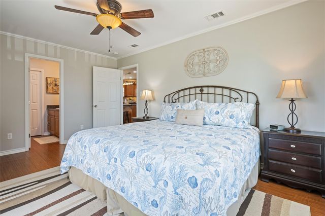 2592 Whitecap, Crystal Beach, TX 77650