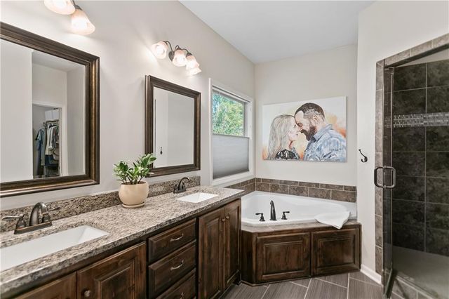 10706 N Tracy Avenue, Kansas City, MO 64155