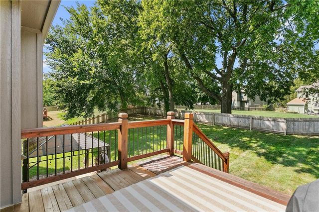10706 N Tracy Avenue, Kansas City, MO 64155
