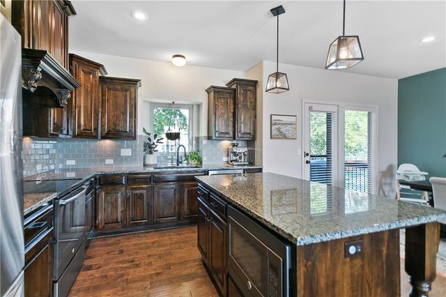 10706 N Tracy Avenue, Kansas City, MO 64155