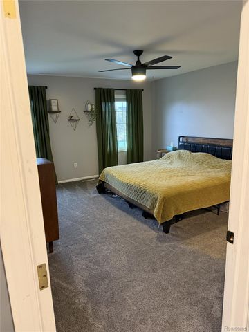 7674 Golf Meadows Drive Se, Caledonia Township, MI 49316