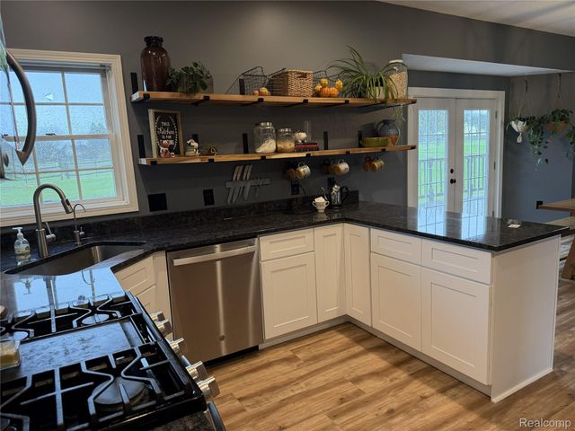 7674 Golf Meadows Drive Se, Caledonia Township, MI 49316