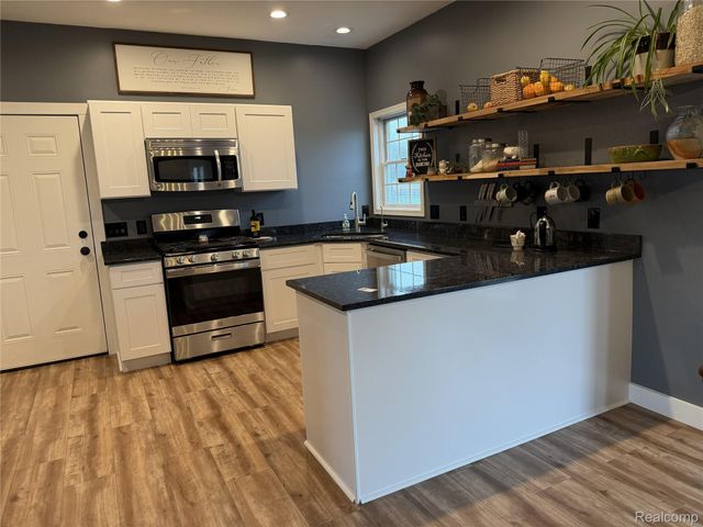 7674 Golf Meadows Drive Se, Caledonia Township, MI 49316