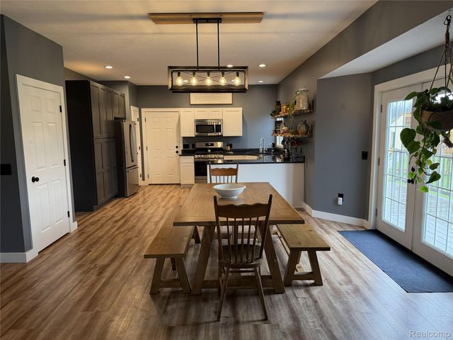 7674 Golf Meadows Drive Se, Caledonia Township, MI 49316