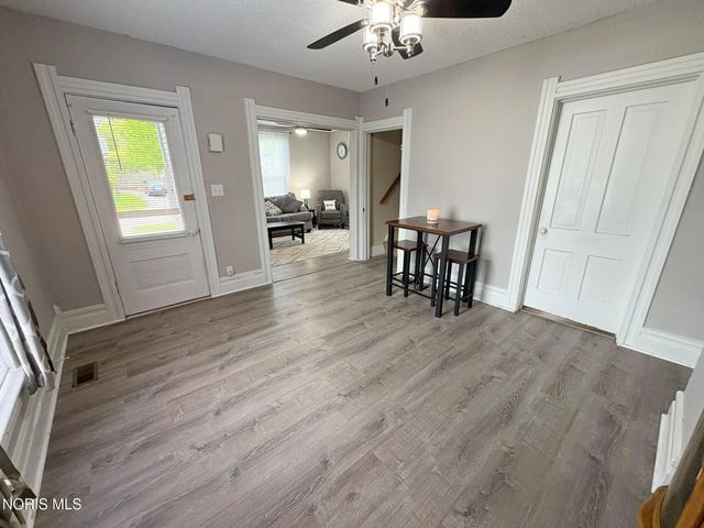 310 Buttonwood Avenue, Bowling Green, OH 43402