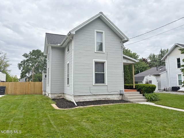 310 Buttonwood Avenue, Bowling Green, OH 43402