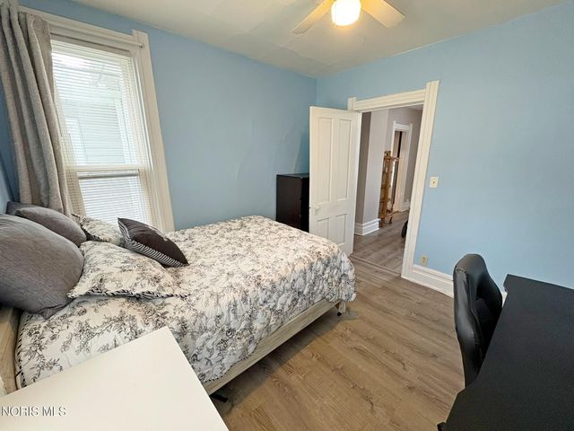 310 Buttonwood Avenue, Bowling Green, OH 43402