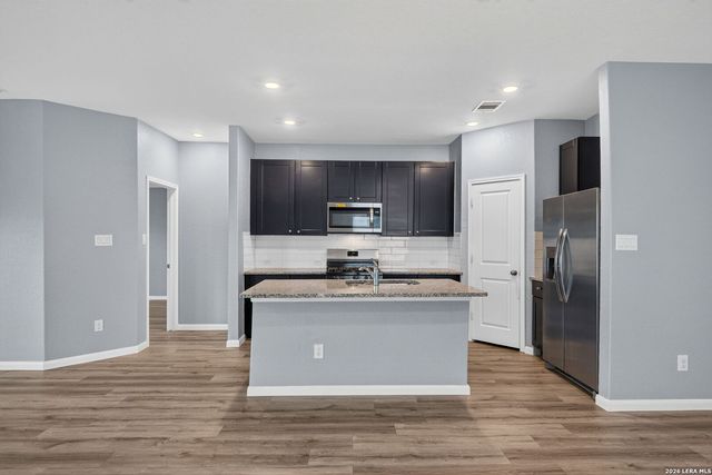 10639 Vinateros Drive, Converse, TX 78109