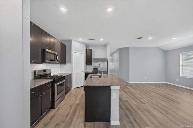10639 Vinateros Drive, Converse, TX 78109