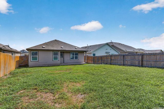 10639 Vinateros Drive, Converse, TX 78109