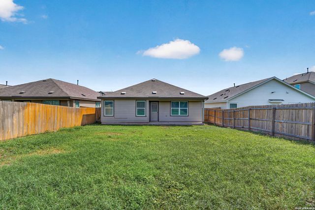 10639 Vinateros Drive, Converse, TX 78109