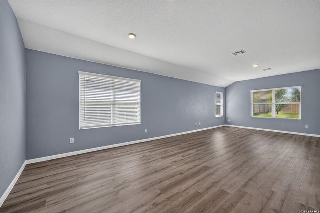10639 Vinateros Drive, Converse, TX 78109