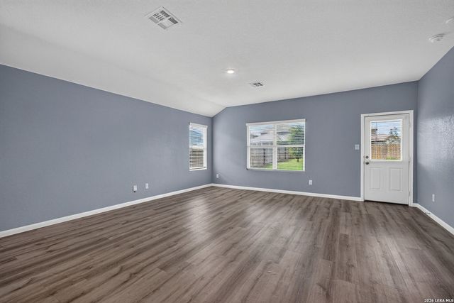 10639 Vinateros Drive, Converse, TX 78109