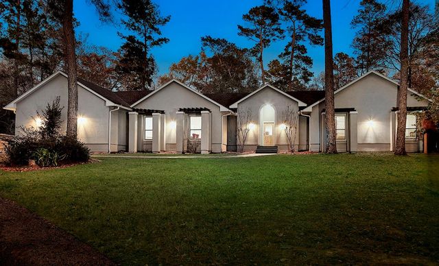 44 Lake Forest Circle, Conroe, TX 77384