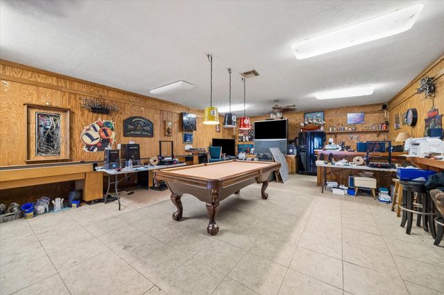 2420 Karbach Street, Houston, TX 77092