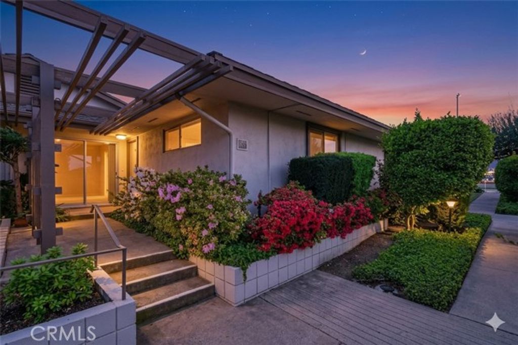 1225 N Granada Avenue 34, Alhambra, CA 91801