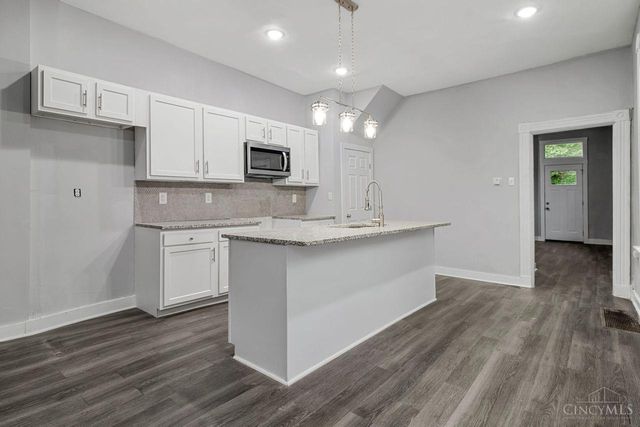 4534 Kirby Avenue, Cincinnati, OH 45223